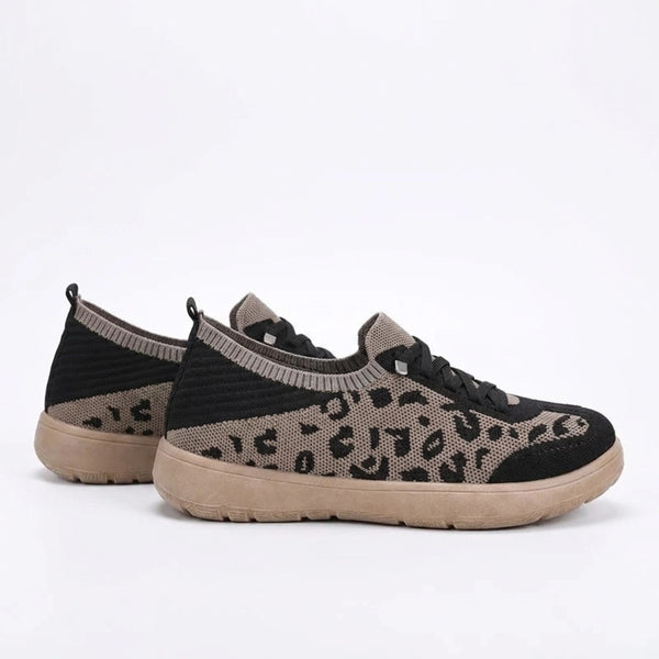 tenis-feminino-casual-savana-preto-onca-perfil