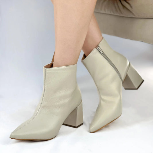 bota-feminina-charlotte-loja-ortopedic