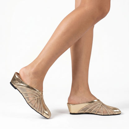 mule-feminino-casablanca-dourado