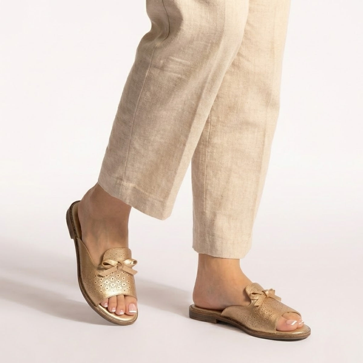 sandalia-feminina-confortavel-lacenza-loja-ortopedic