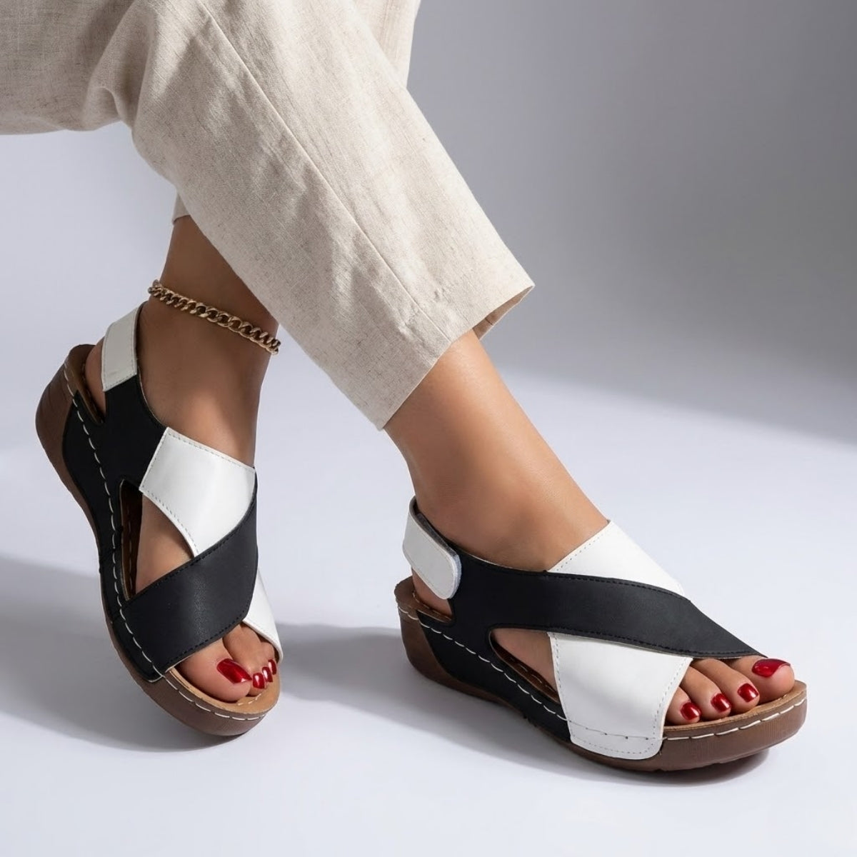 sandalia-feminina-em-promocao-sublime-loja-ortopedic