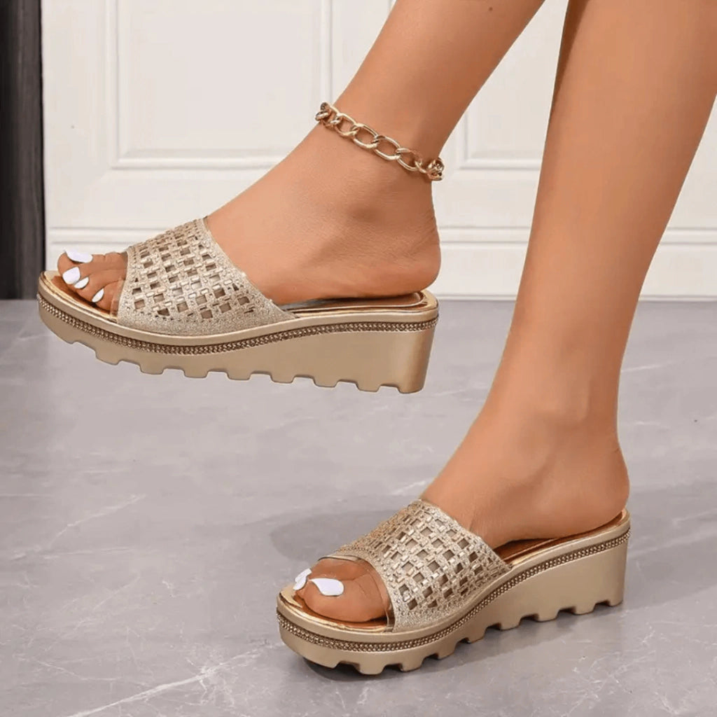 sandalia-feminina-fusion-dourado-loja-ortopedic