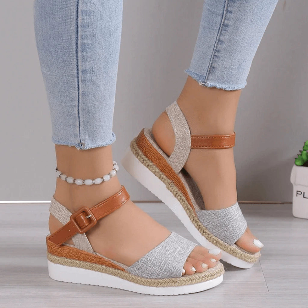 sandalia-feminina-plataforma-monzy-preto-loja-ortopedic