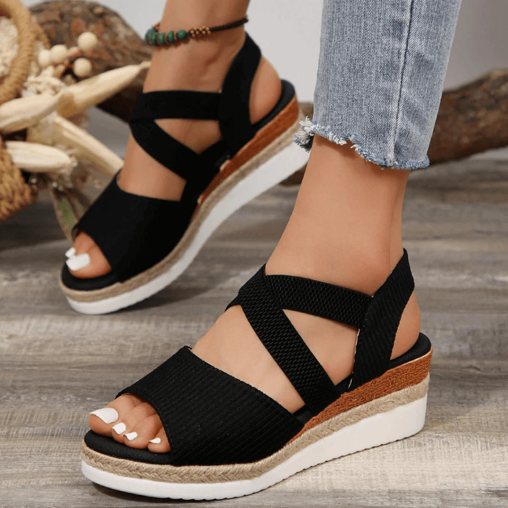 sandalia-plataforma-madamy-preto-loja-ortopedic