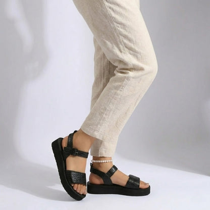 sandalias-plataformas-preta-petra-loja-ortopedic